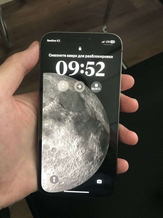 Iphone 12pro в хорошем состоянии