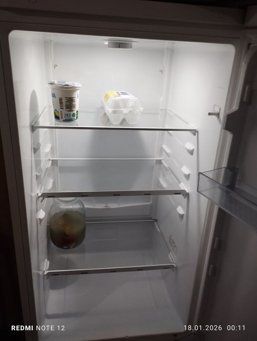 Продаю холодильник