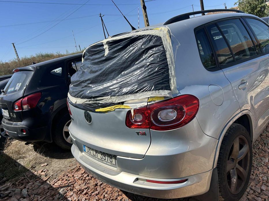 Piese VW TIGUAN an 2009 motor 1,4 TSI BWK .bara fata,aripi,capota LR7L