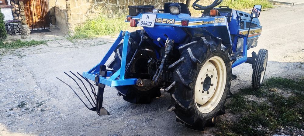 Картофовадач за малък трактор