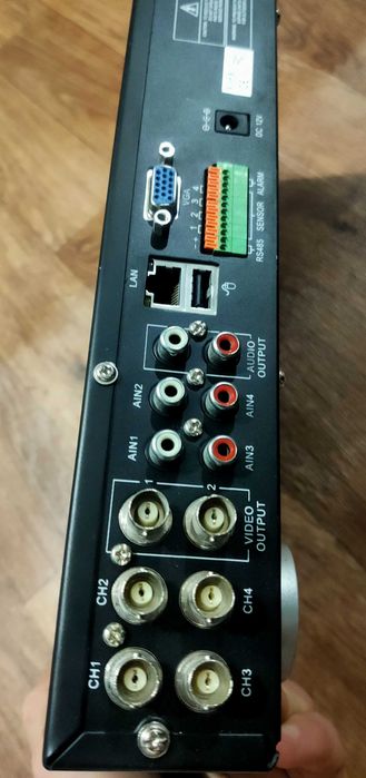 Видеорегистратор, 4 камеры