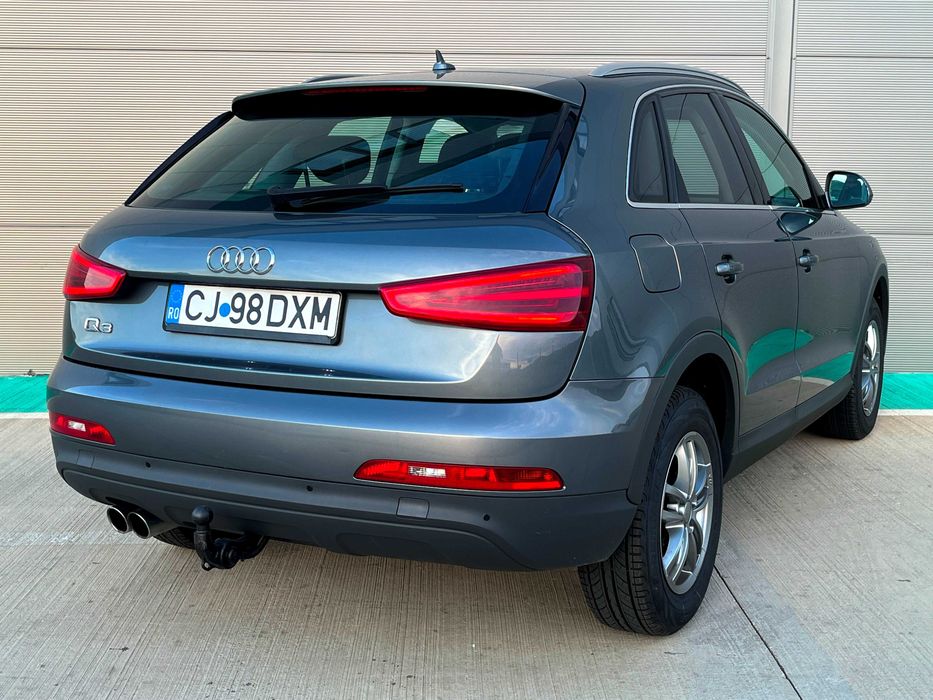 AUDI Q3 - Quattro - S-Tronic