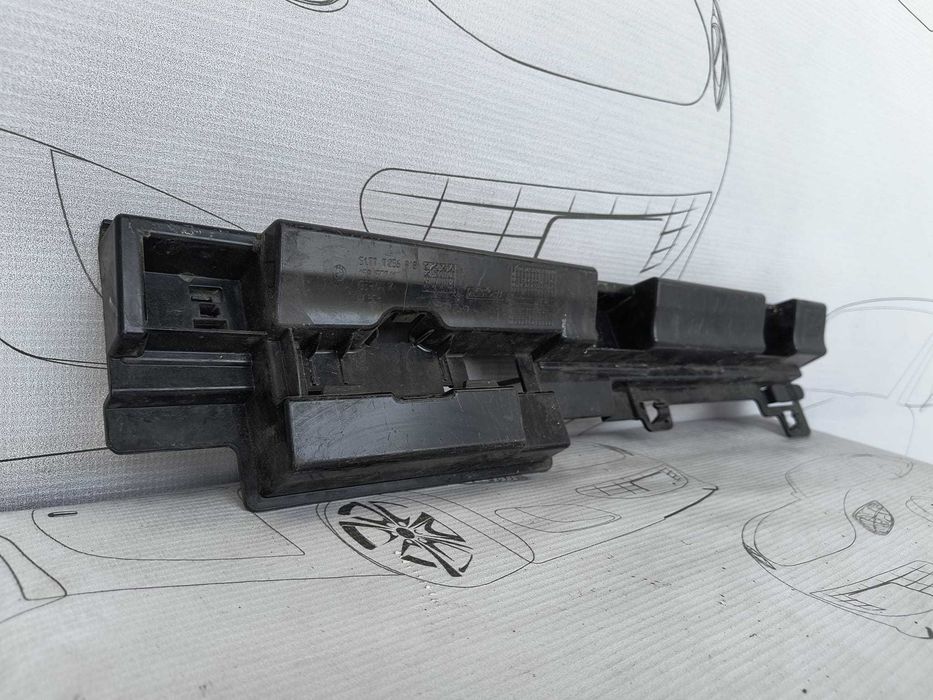 Suport Ghidaj Prag Lateral Dreapta BMW Seria 3 F30 F31 Pachet M 2013 / 2011-2019 Cod OEM 51777256918 (5B2)