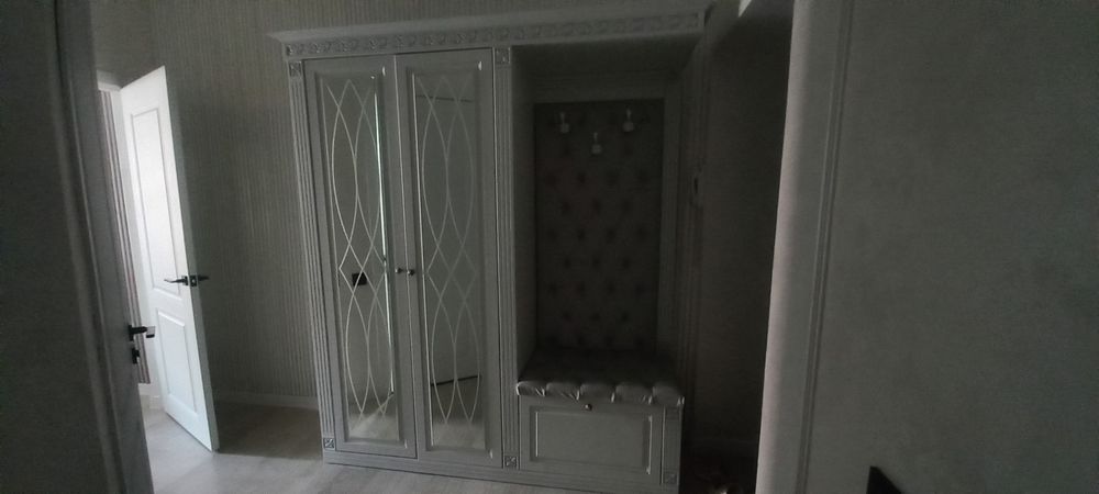 Срочно продаётся новая прихожая