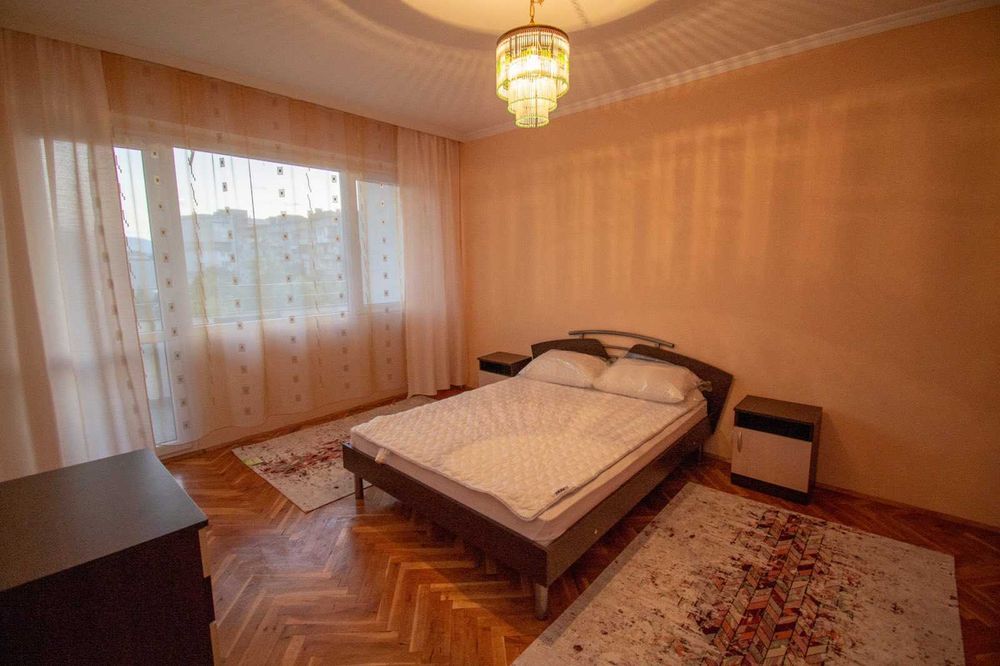 Дава се под наем Тристаен апартамент в София, Център - 100 кв.м за 600 € - Снимка #8