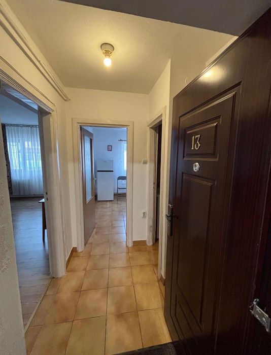 Închiriez garsonieră