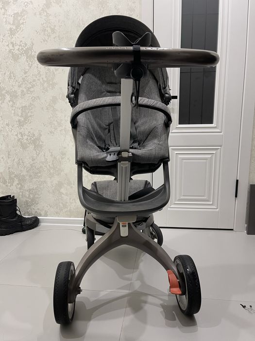 Детская коляска stokke