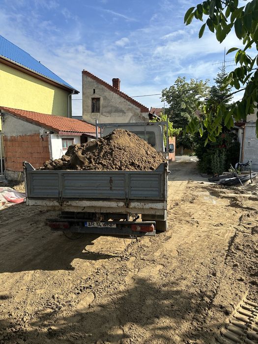 transport  nisip piatra amestec balastru pământ moloz