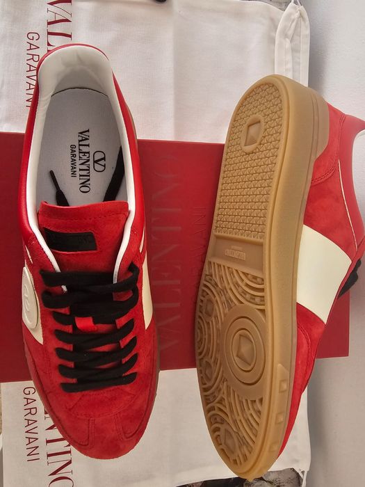 Valentino Garavani Upvillage sneakers. Originali, Nr 43-44. NOI !!!