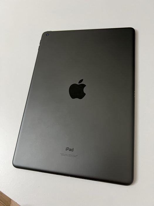 iPad 9 в идеальном состоянии