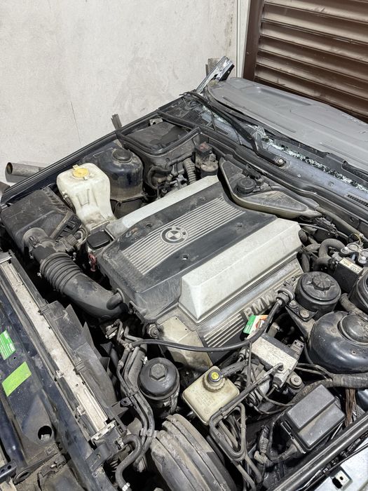 Мотор м60 обьем 3.0 BMW e34 е38