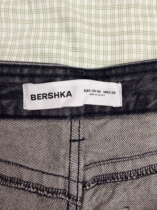 Широкие джинсы bershka