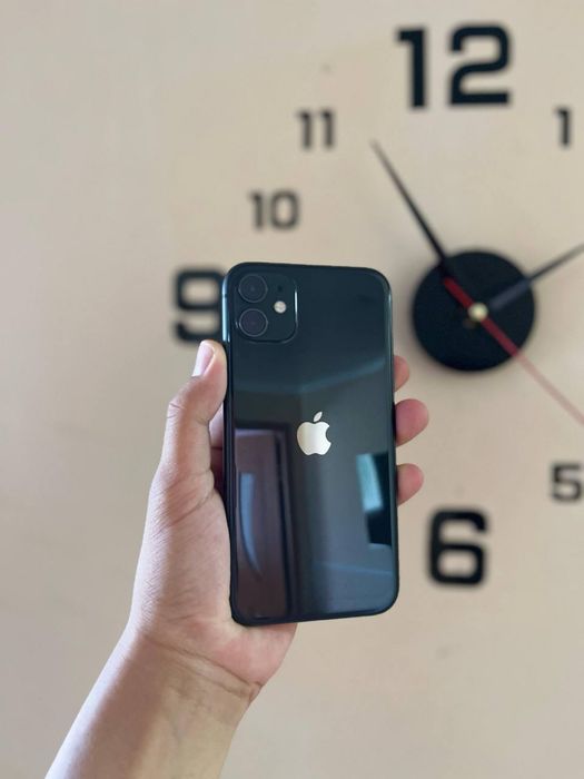 Продам Айфон 11 64gb