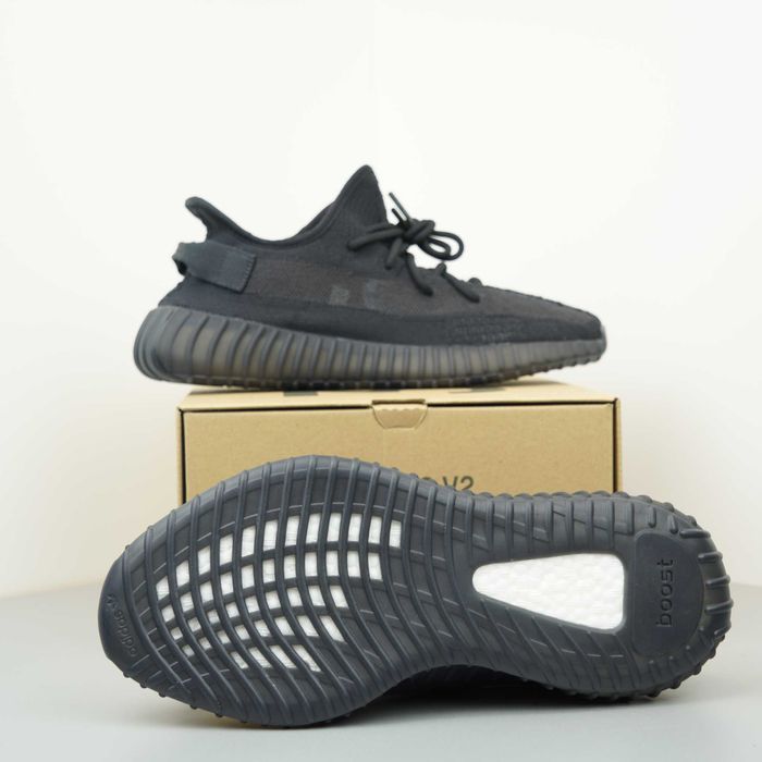 adidas Yeezy Boost 350 V2 Onyx Marime 40