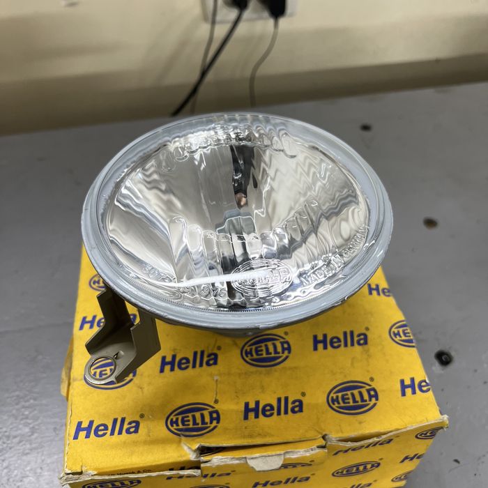 Новая фара дальнего света bmw e34 e32 бмв е34 е32