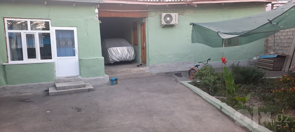 Городда ховли сотилади