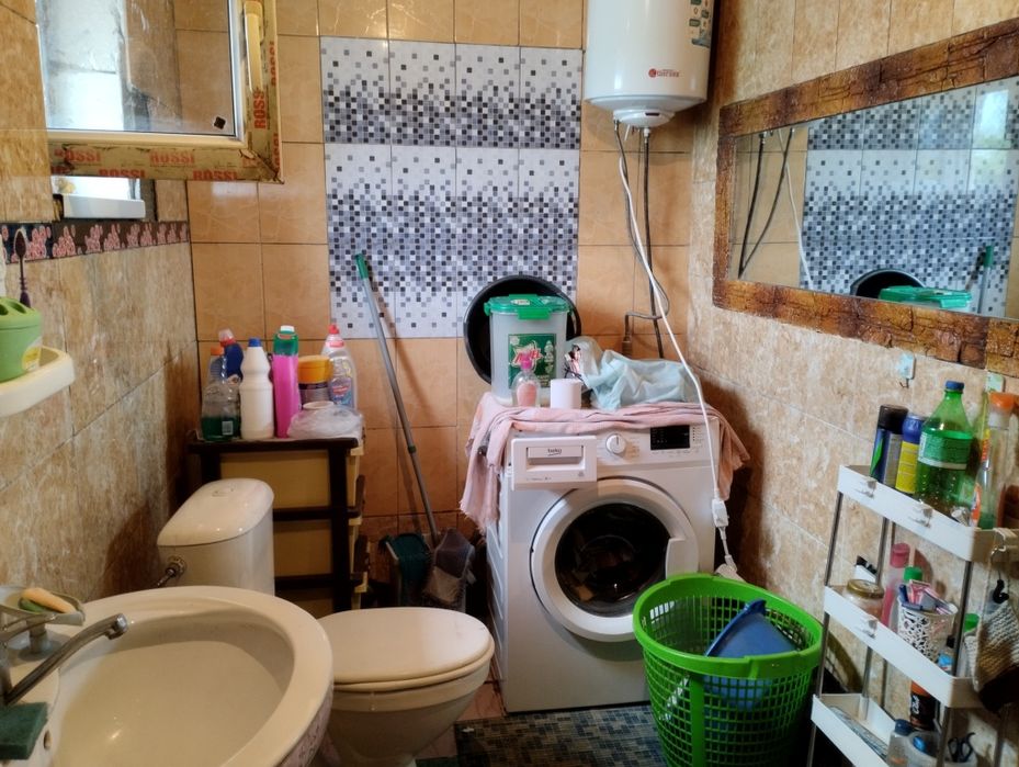 Продам срочно дом(часть дома )