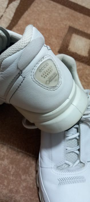Adidasi dama Ecco multi vent