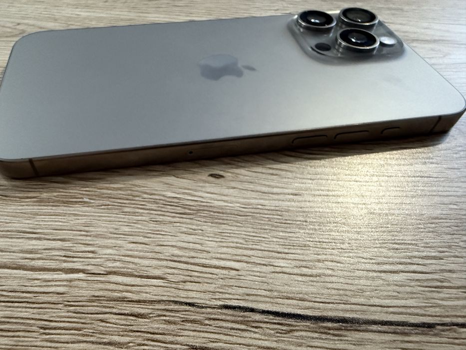 Iphone 15 pro max 256gb Natural КАТО НОВ 1г гаранция