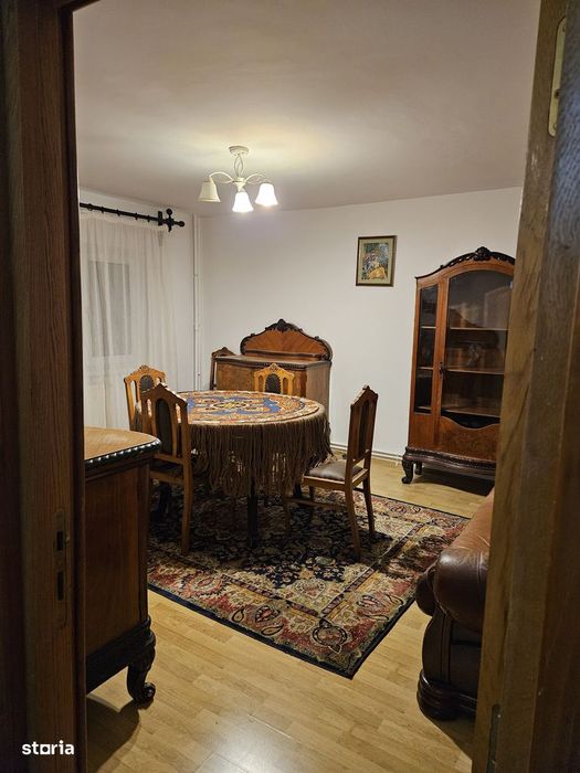 Apartament 3 camere, zona Grivitei, pet friendly