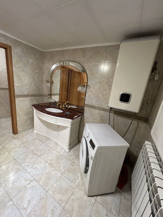 Дом коттедж посуточно