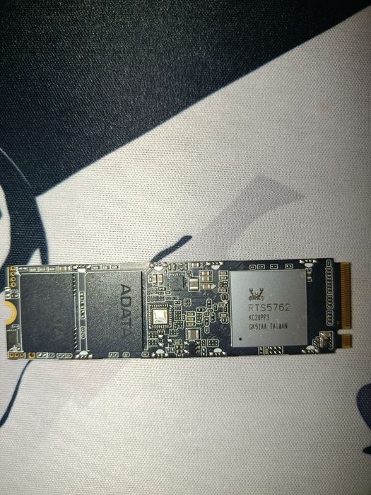 SSD 1 TB (M.2 NVMe)