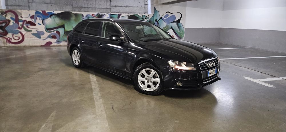 Vand AUDI A4, 2.0 diesel, an 2012, Manual 6+1, LED, Ingrijit, Acte la Zi