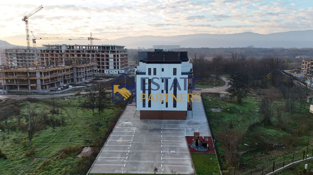 Продава се Двустаен апартамент в Пловдив, Марица Север - 83 кв.м за 769 €/кв.м - Снимка #10