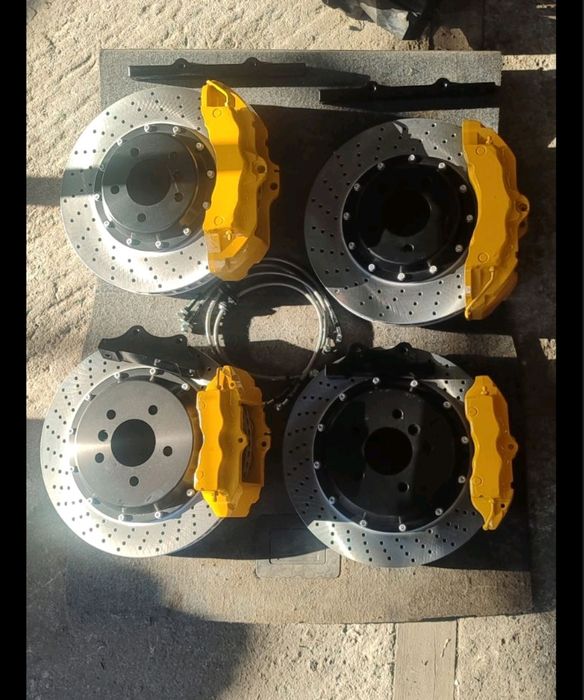 Изготвяне на спирачни китове / адаптери за БМВ Ауди Мерцедес и други