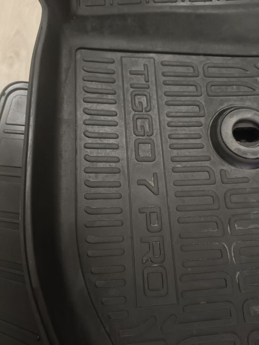 Продам новые коврики на Cherry