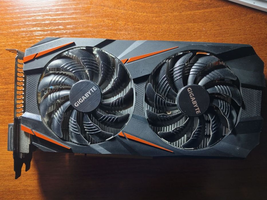 Продам видеокарту 1060