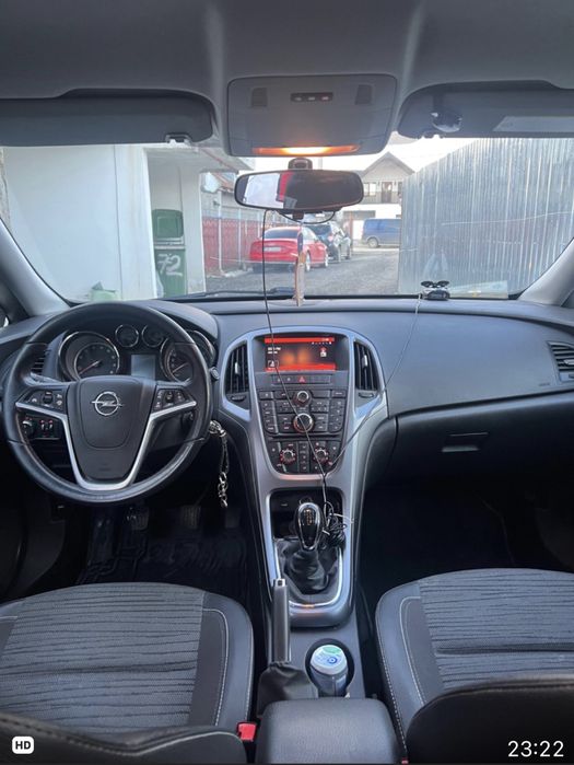 Opel Astra J 2017 finalul anului . masina intretinuta exemplar de nota 9!