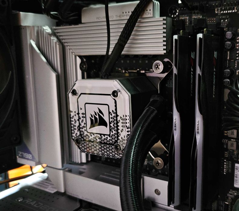 Kit procesor + placa de bază/aproape noi (cu garanție)