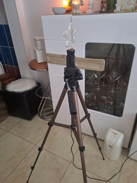 Veioza retro trepied