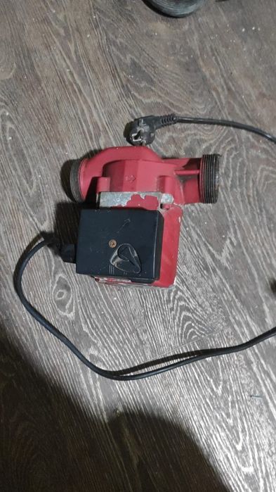 Продам насос циркуляции для отопления