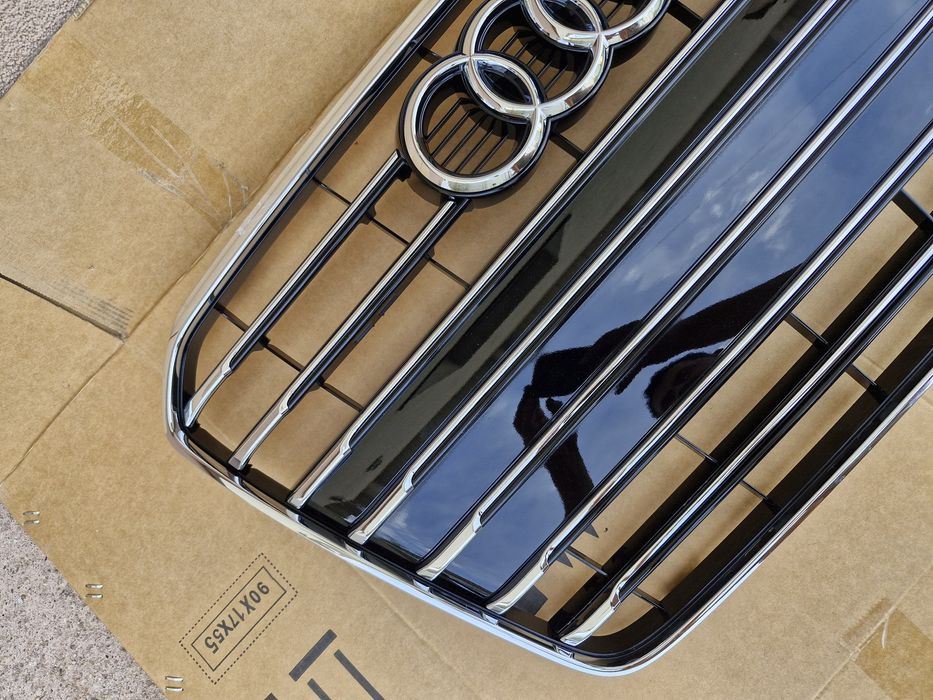 Grila centrala Audi A5 facelift 2011-2016 Noua Originala