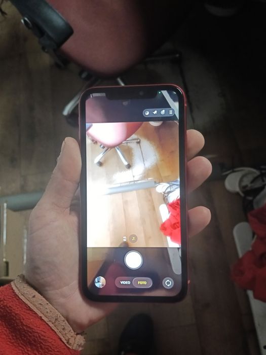 iPhone 11 Red  neverlock