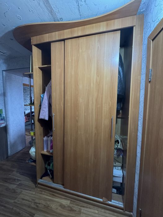 Продам шкаф купе