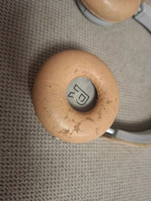 Casti On Ear Bang & Olufsen BeoPlay H8