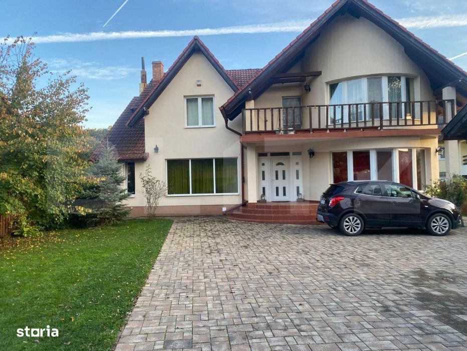 Casa de 4 camere, 240 mp, teren 1750 mp, in Valea Iubirii