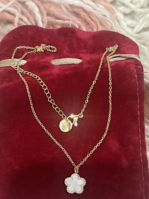 Колие от неръждаваема стомана