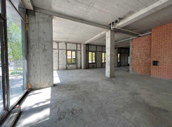 Нежилое помещение 319 м² Ку́кча Мечеть под Бизнес