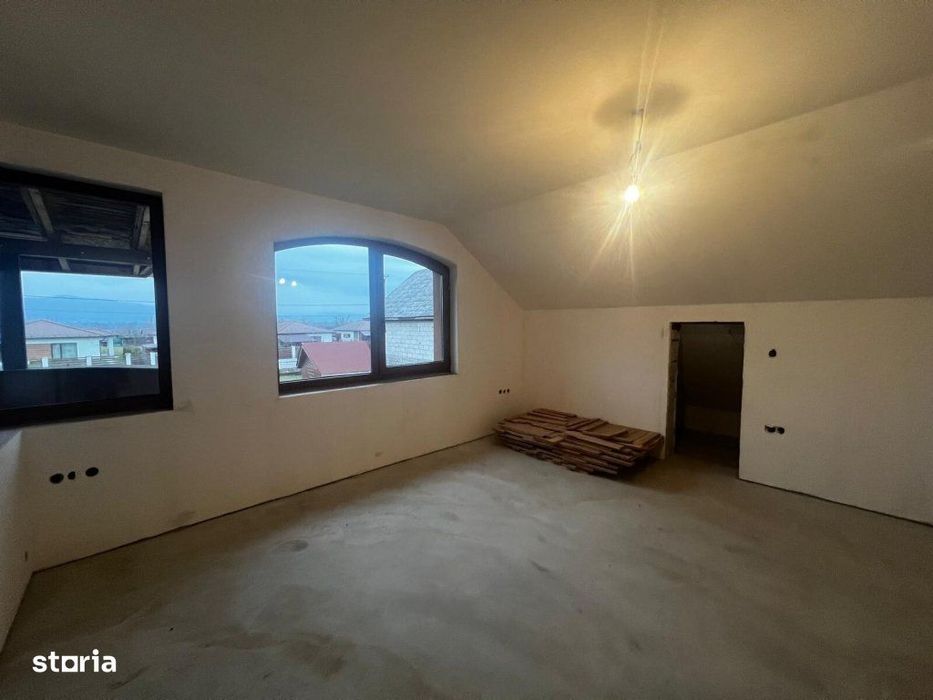 Casă individuală , Lăpușel ,25 ari teren