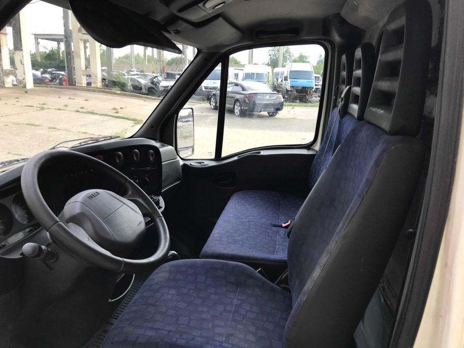 Usa spate Usa Culisanta Bara Balama Iveco DAILY 3 3.0 35C14 50C14 2005