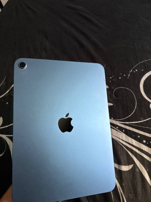 ipad a16  продаю