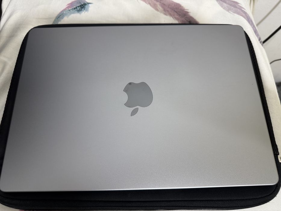 macbook pro m1 pro 32gb second hand si noi de vanzare • Anunturi
