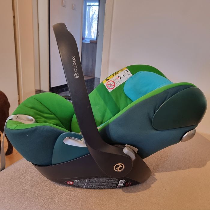 Кош/стол за кола Cybex Cloud Q с подложка за новородено + база Isofix