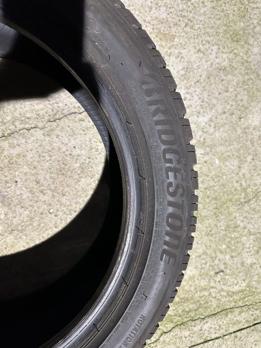 Bridgeston Blizzar Rebord 215/50R17 Dot2022