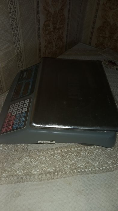 Продам весы новый