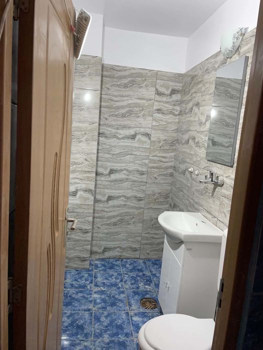 Vând garsoniera în Aiud.